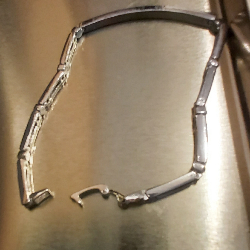 Bracelet - Picture 3 of 3